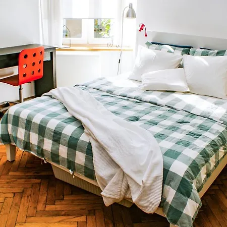 Large And Cozy 60 M2, Cracow Old Town 아파트