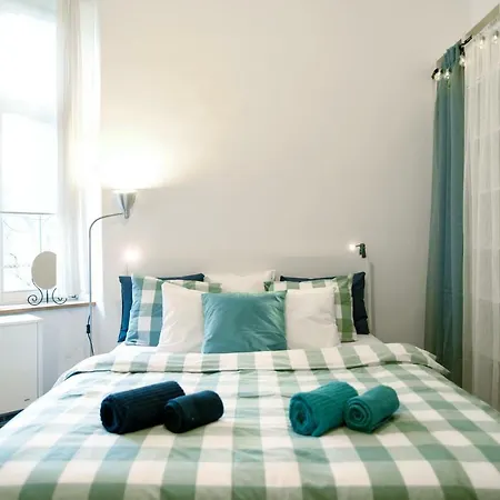 아파트 Large And Cozy 60 M2, Cracow Old Town *