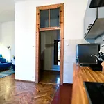Large And Cozy 60 M2, Cracow Old Town *
