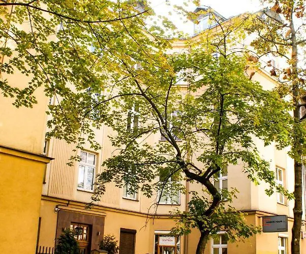 Large And Cozy 60 M2, Cracow Old Town Apartment