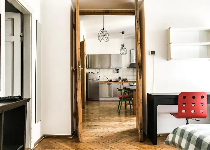 Large And Cozy 60 M2, Cracow Old Town *