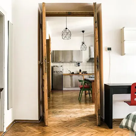 Large And Cozy 60 M2, Cracow Old Town *